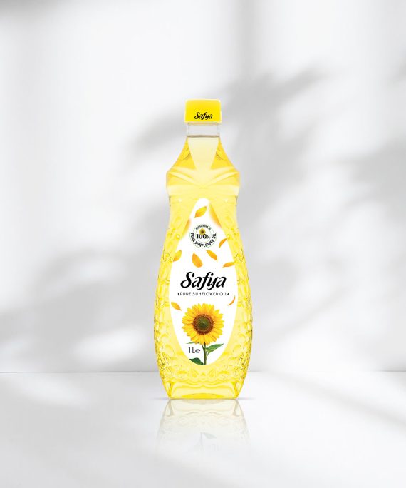1LT_SafyaSultan-en-570x684